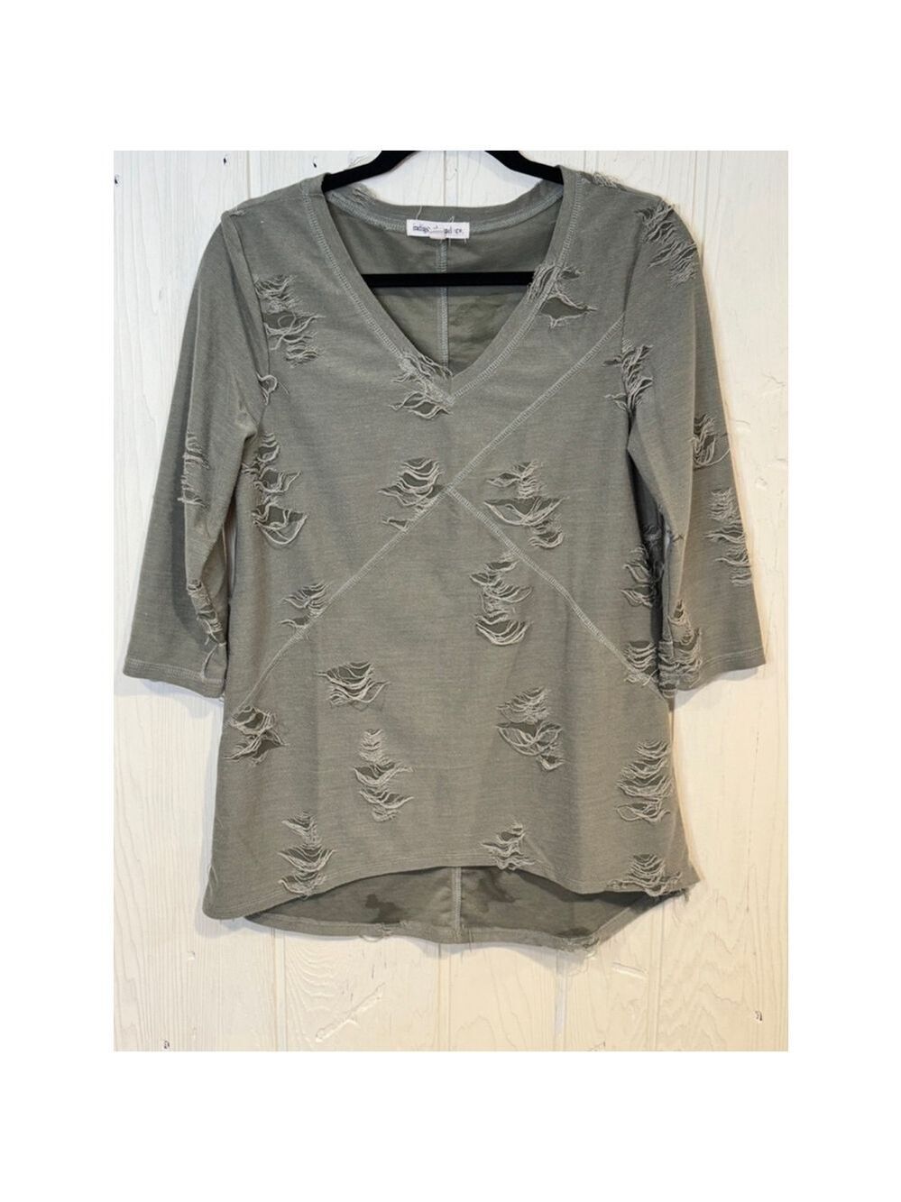 Indigo Thread Co Olive Green V-Neck Shirt Small